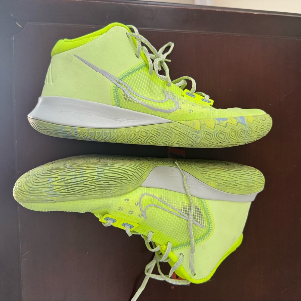 Size 11 Nike Kyrie Irving basketball shoes. Only worn three times.